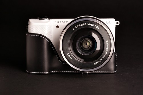 Custodia mezza fotocamera - , vera