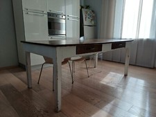 Tavolo shabby chic prima metà del 900 con due cassetti. Ottime condizioni, Roma