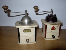 2 macinacaffè simili Pe.De