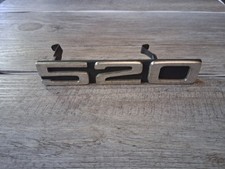 BMW SERIE 5 E12 520 FREGIO SCRITTA STEMMA MODELLO MASCHERINA FRONT GRILL BADGE