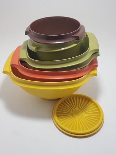 Tupperware - ,