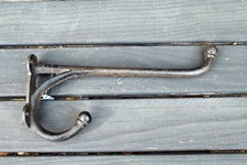 Gancio da parete doppio gancio