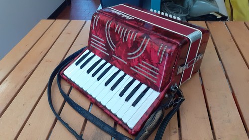 Paolo soprani fisarmonica - soprani,