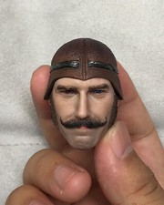 Modellino scultura testa