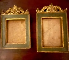 Coppia Di Antiche Cornici.