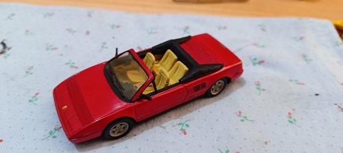 Ferrari mondial 92 cabrio - t,