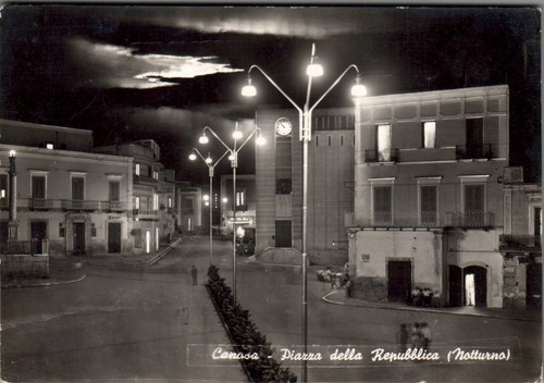Bari canosa piazza - canosa,
