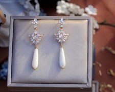 Orecchini a Perno Dorato