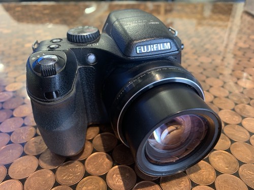 Fujifilm finepix s2000hd - finepix,