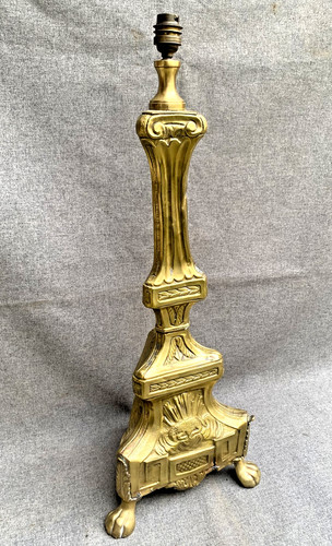 Grande antico candelabro
