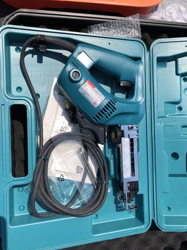 Makita modello 6832 avvitatore - 6832,