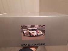 PORSCHE 911 GT3 RSR scala 1/18