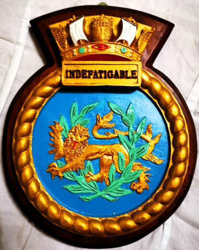 Distintivo nave infaticabile