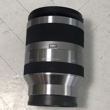 Obiettivo Sony 18-200mm