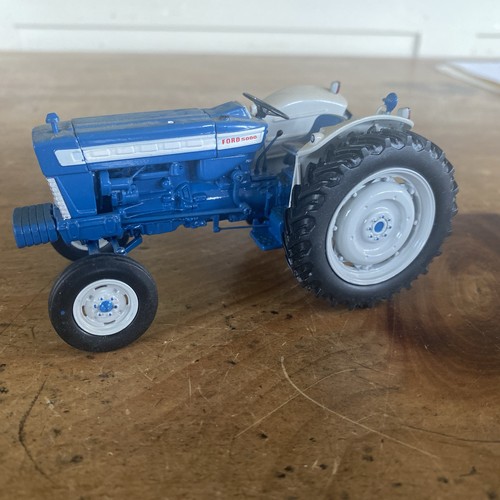 Universal hobbies trattore - hobbies,
