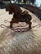Cavallo dondolo decorativo - a,