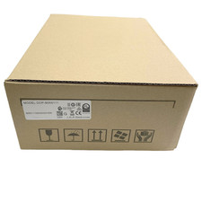 Nuovo con scatola 5,6" per