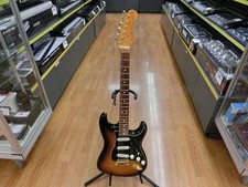 Gutiar elettrico usato FENDER