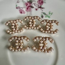 CHANEL CC bottoni oro nero set