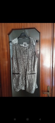 Gilet colore argento con