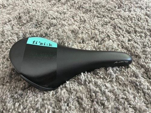 Fizik aliante saddle black - saddle,