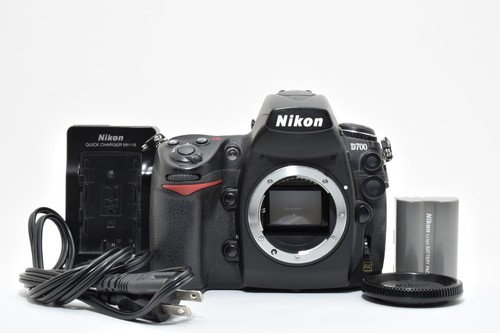 28997 top mint nikon - [top, d700