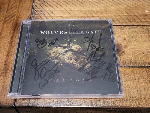 Captors wolves the gate - captors, by