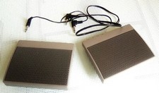 COPPIA DI JACK-SPEAKERS/ALTOPARLANTI DA PORTARE ALLE TASCHE POSTERIORI DEI JEANS