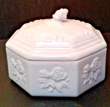 Biscottiera in ceramica bianca