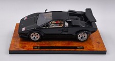 LAMBORGHINI COUNTACH 1/18