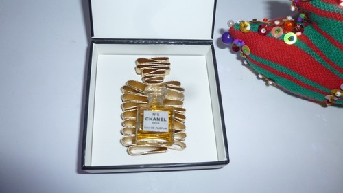 Joli rare collector ruban or - joli,