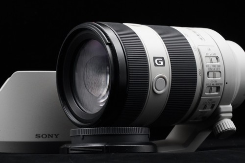Sony 200 4 macro g - f/4,