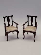 Eleganti Poltrone Imbottite