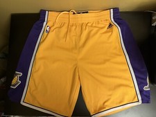 Pantaloncini vintage Adidas LA