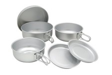 Set di stoviglie in alluminio