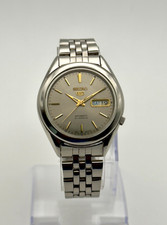 SEIKO 5 Vintage Watch