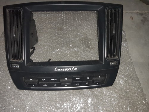 Mascherina autoradio maserati - mascherina,