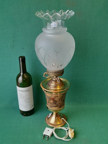 Vecchia lampada elettrica - vecchia, in