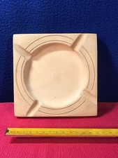 posa cenere in pietra arenaria