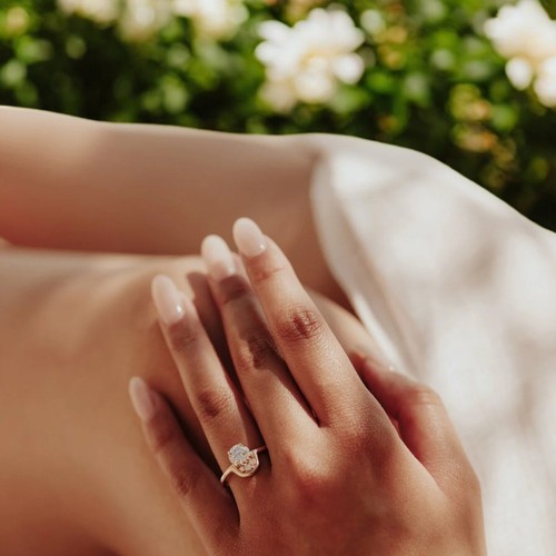 Anello design con diamanti - di,