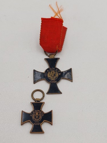 Coppia medaglie distintivi - medaglie,