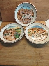 Deruta Decorative Dishes 