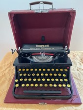 antica macchina da scrivere da