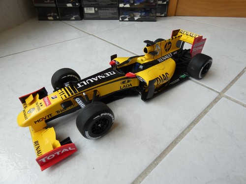 Renault team robert kubica - team,