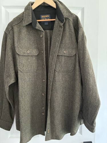 Giacca sopra camicia vintage
