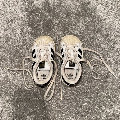 Sneakers adidas bianche - bianche, nere