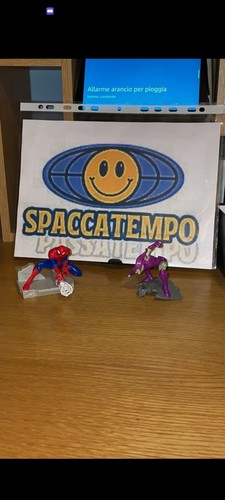 Action figure spiderman - action, e