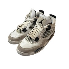 Air Jordan 4 Retro Mid