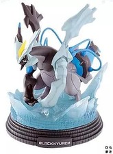 Figurina Pokemon Nero Kyurem