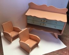 Arredo per saletta bambole in